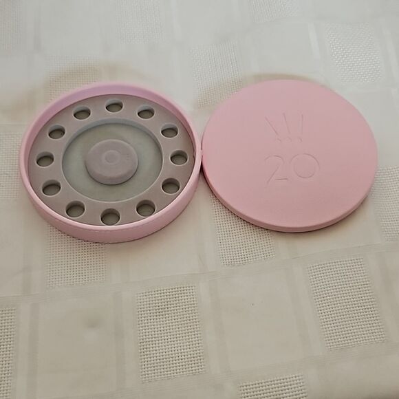 Pandora Authentic 20th Edition Charms & Bracelet Round Jewelry Box Pink - Picture 13 of 16